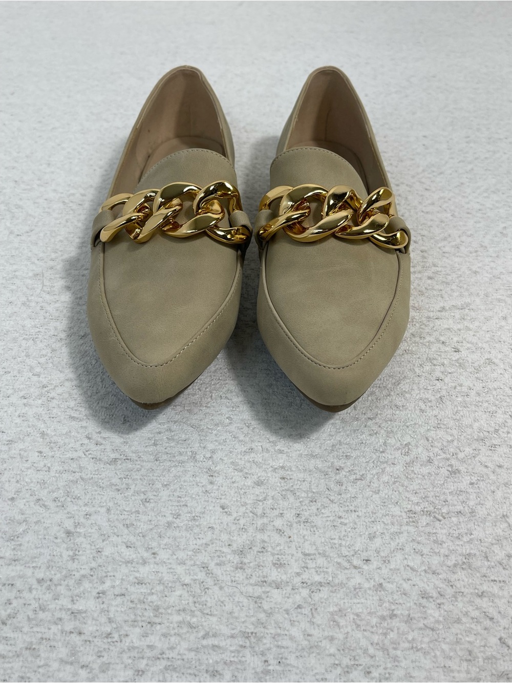 Madden Girl Women's Beige Pointed Toe Chain Loafer Flats Slip-On Sz 7.5.SKU#0587